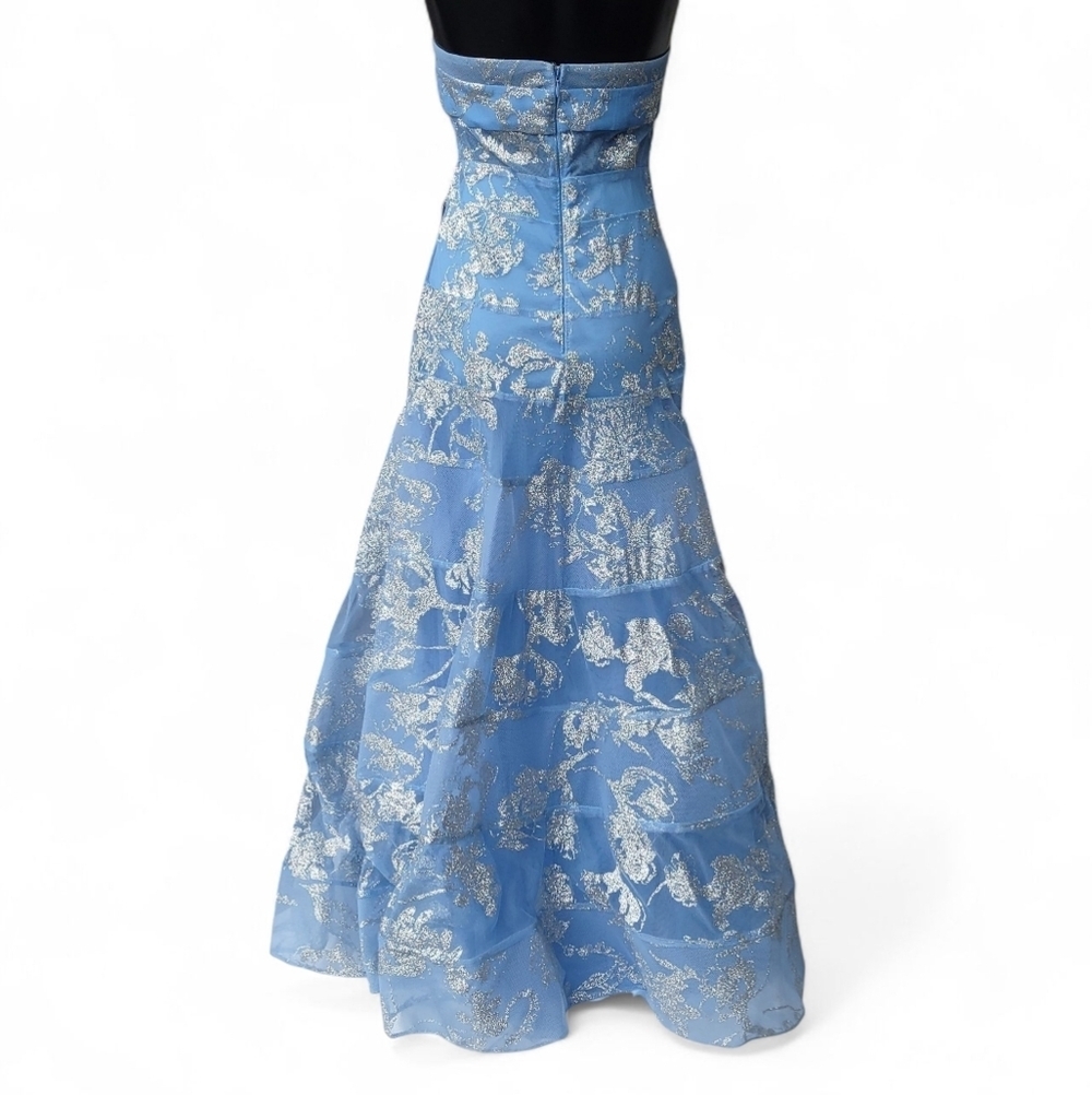 Reign On Strapless Ice Blue and Silver Formal Dress Prom Homecoming Sz 3/4 NWT - Picture 2 of 12